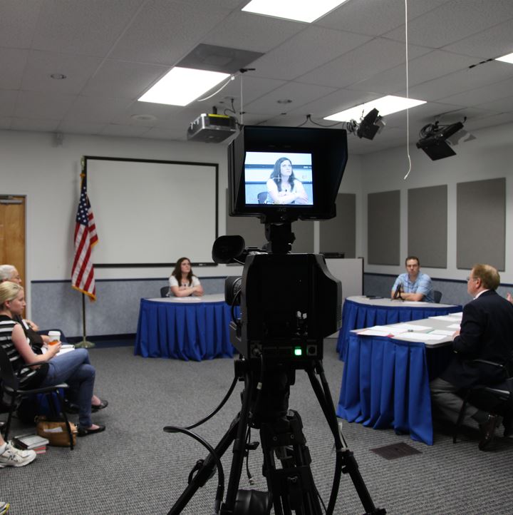 fingerprint examiner testifying during moot court exercise